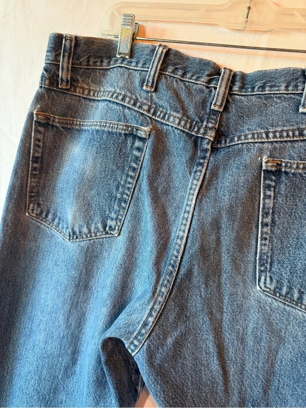 Classic Men's Wrangler Blue Denim Jeans 38 x 24